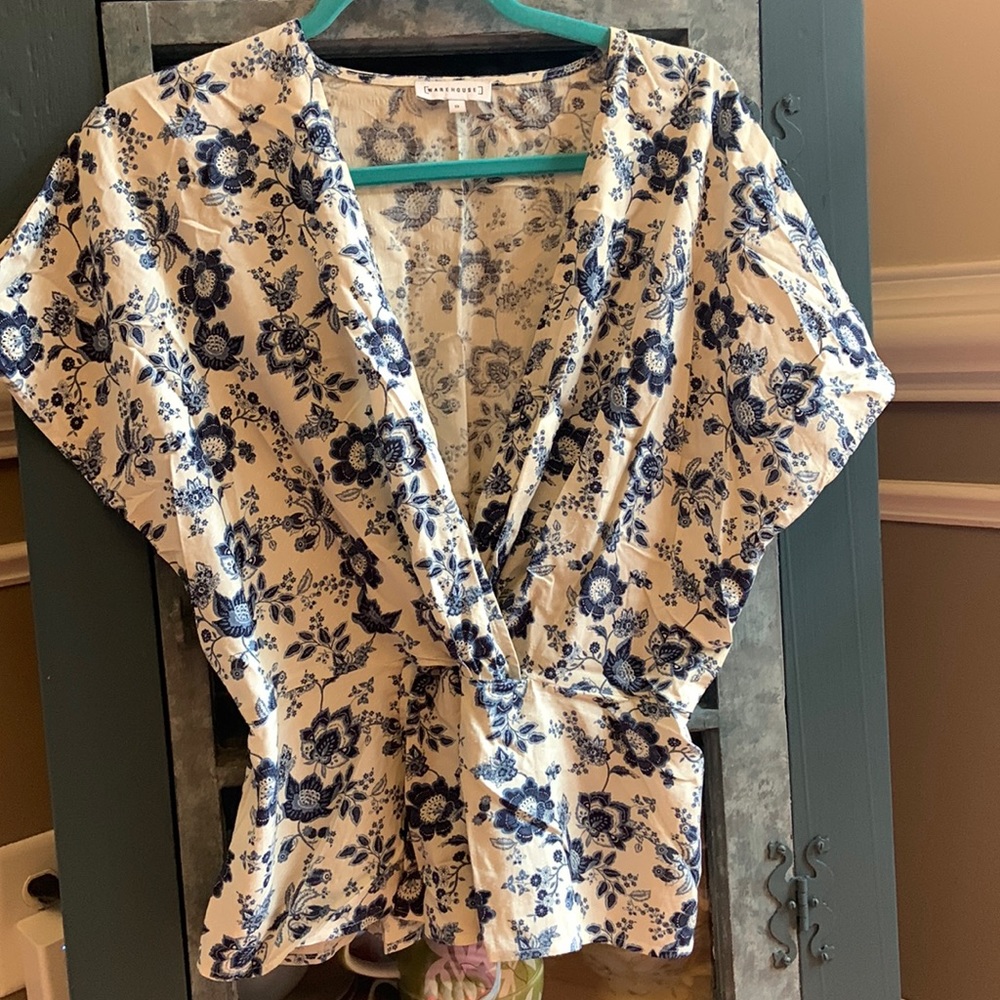 Warehouse Cottage Core blue/ white blouse